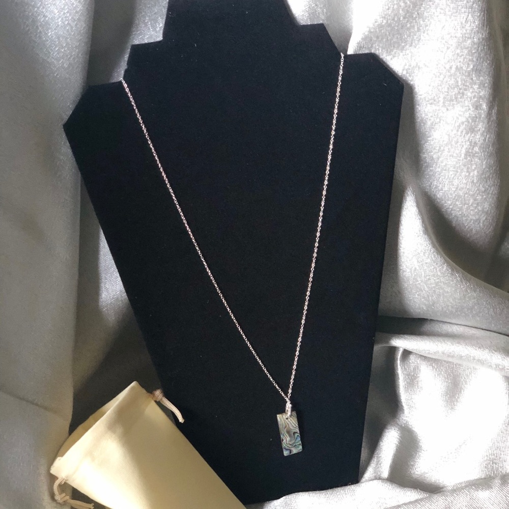 Minimalist Shell Necklace